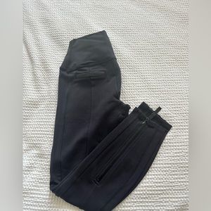 Alo Cropped Zipper Leggings